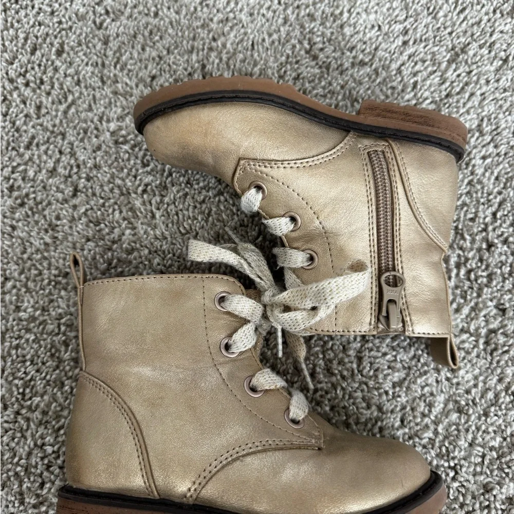 Toddler Gold Lace Up Boots Girls Fashion boots side zip boots Size 8 - Picture 3 of 9